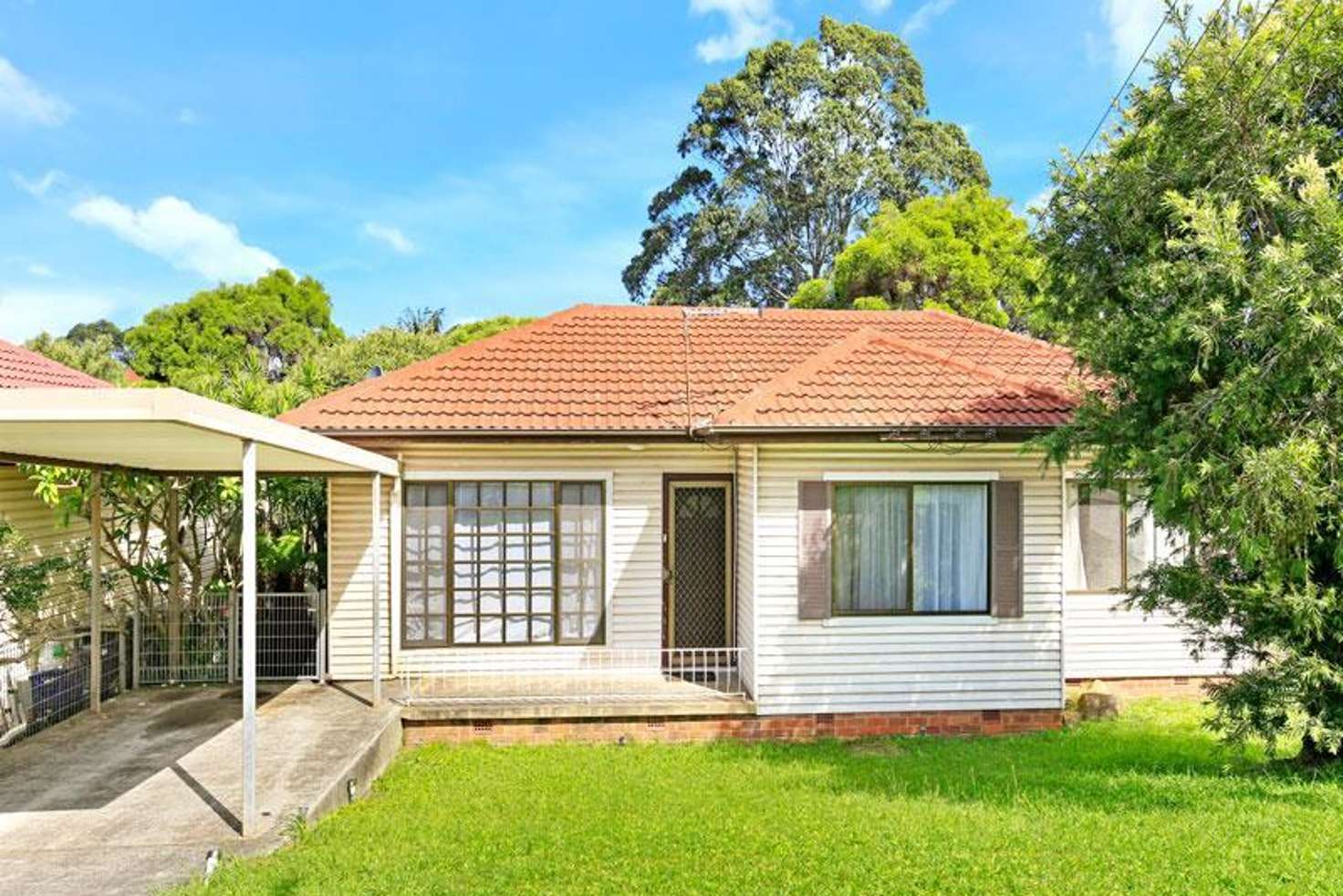 Main view of Homely house listing, 67 Mirrabooka Road, Lake Heights NSW 2502