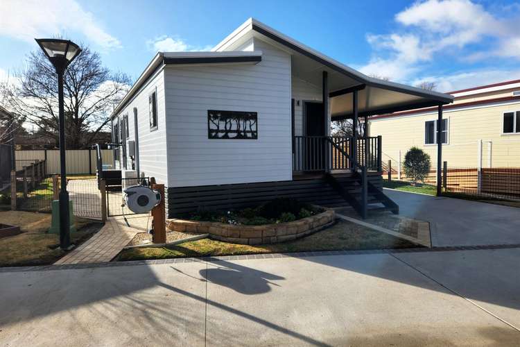 Second view of Homely villa listing, 5/60 North Street, Walcha NSW 2354