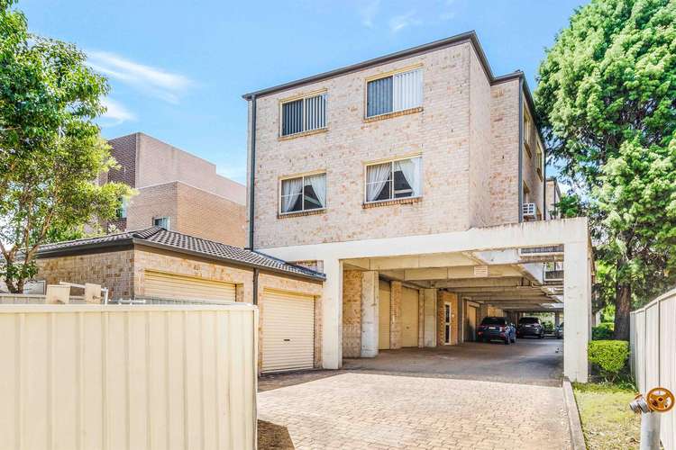 Main view of Homely unit listing, 4/64 Nelson  Street, Fairfield NSW 2165
