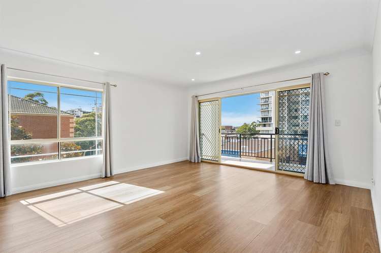 Main view of Homely house listing, 18/12-14 Gladstone Avenue, Wollongong NSW 2500