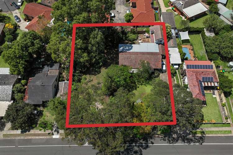 120 Waminda Avenue, Campbelltown NSW 2560