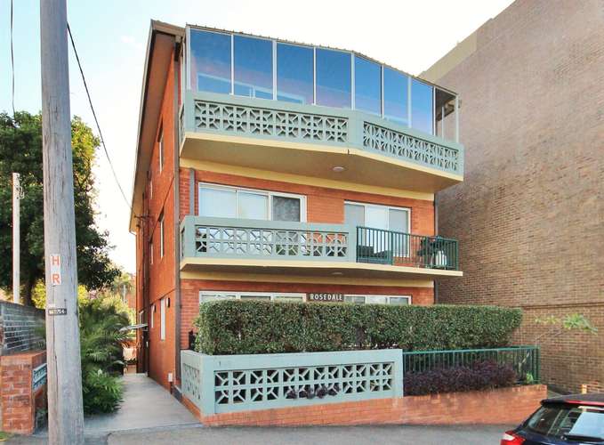Main view of Homely apartment listing, 5/158 Beach Street, Coogee NSW 2034
