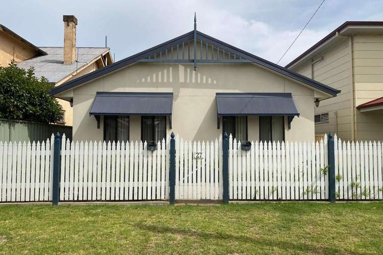 Main view of Homely unit listing, 2/27 Cooper Street, Cootamundra NSW 2590