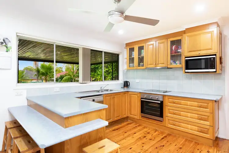 Fourth view of Homely house listing, 6 Hovea Place, Macquarie Fields NSW 2564