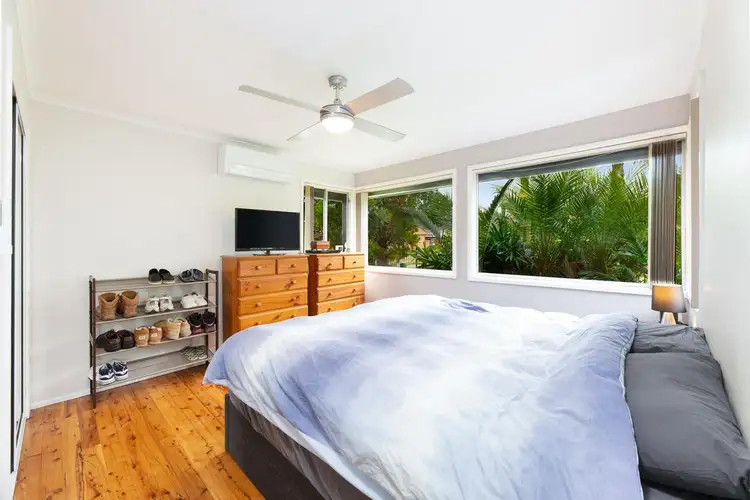 Fifth view of Homely house listing, 6 Hovea Place, Macquarie Fields NSW 2564