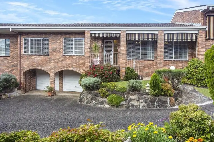 Main view of Homely villa listing, 2/186 Penshurst St, Penshurst NSW 2222