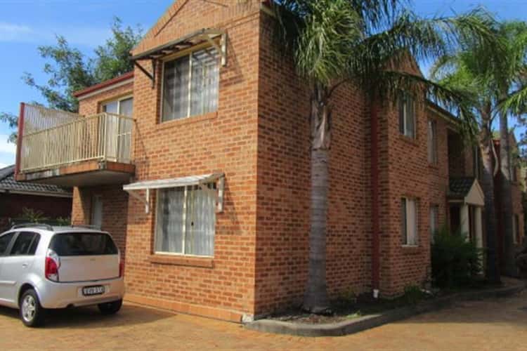 Main view of Homely unit listing, 2/27-29 Norman St, Fairy Meadow NSW 2519