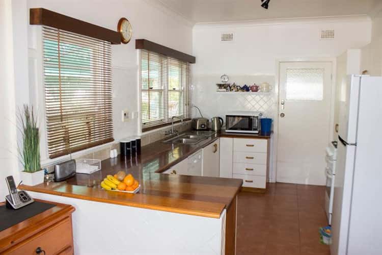 Sixth view of Homely house listing, 17 High St, Dubbo NSW 2830