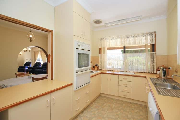 Fifth view of Homely house listing, 10 Freyberg Street, Ashmont NSW 2650