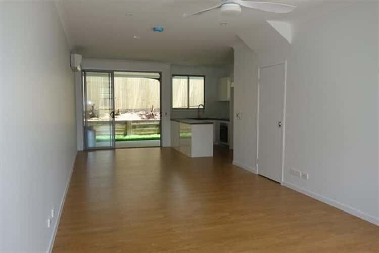 Second view of Homely townhouse listing, 1/107 Franklin St, Annerley QLD 4103