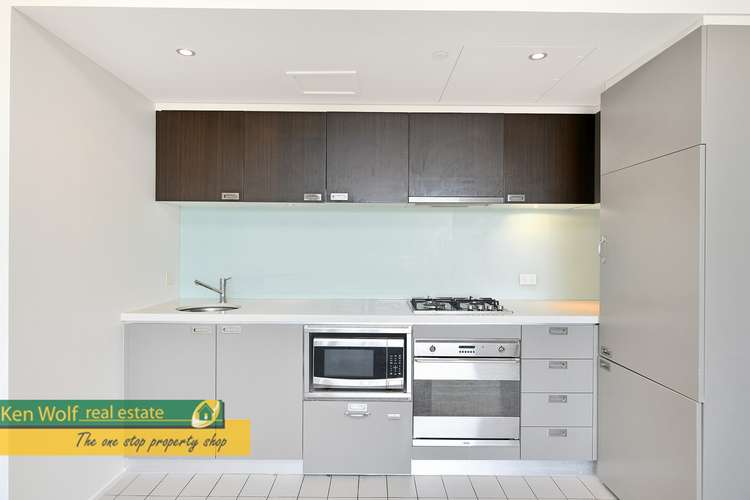 Main view of Homely unit listing, E905/599 Pacific Highway, St Leonards NSW 2065