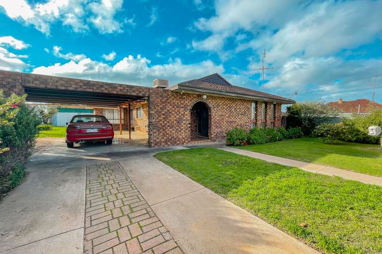 5 Coutts Street, Boort VIC 3537