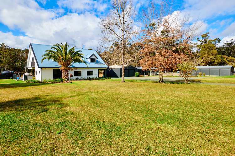 185 Careys Road, Hillville NSW 2430