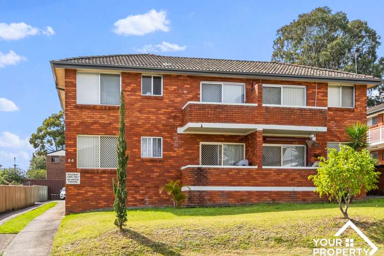 1/88 Dumaresq Street, Campbelltown NSW 2560