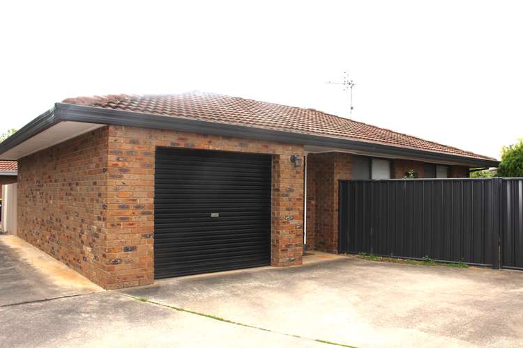 Main view of Homely unit listing, 2/26 Monds Avenue, Benalla VIC 3672