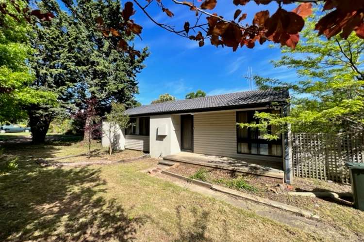 4 Buriga Street, Giralang ACT 2617