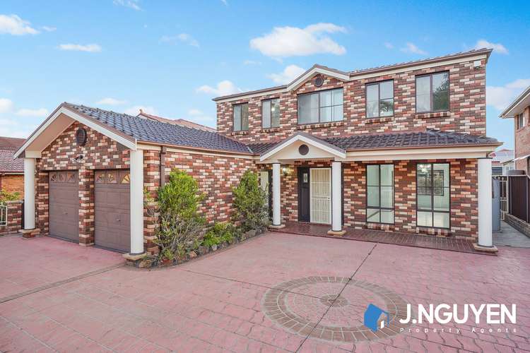 3 Drummoyne Crescent, St Johns Park NSW 2176