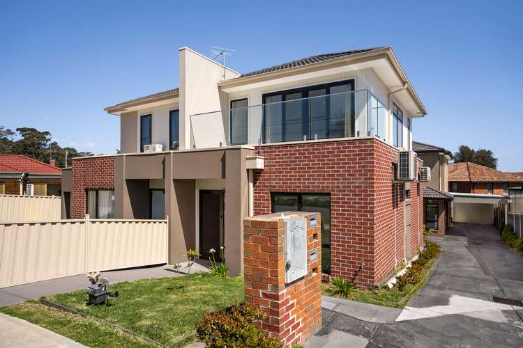 Main view of Homely townhouse listing, 2/1 Moore Crescent, Reservoir VIC 3073