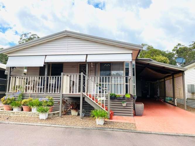 196/2 Mulloway Road, Chain Valley Bay NSW 2259