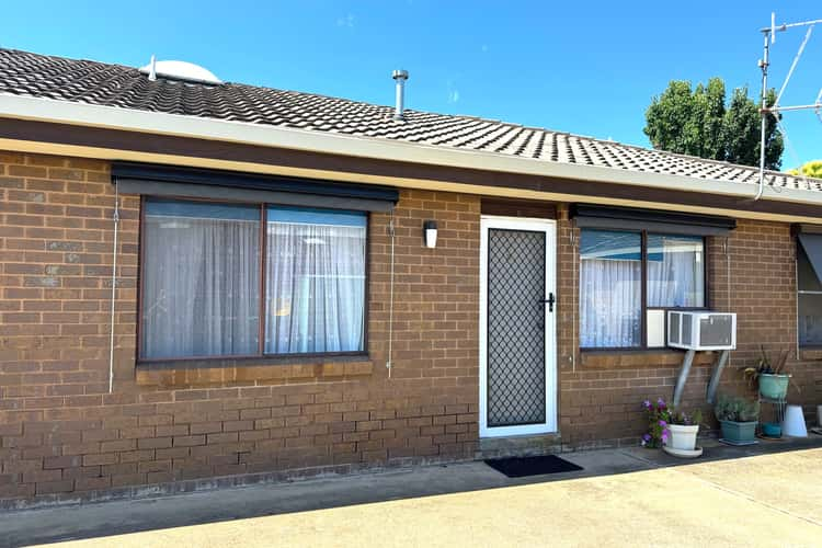 Main view of Homely unit listing, 2/10 Reilly Avenue, Benalla VIC 3672