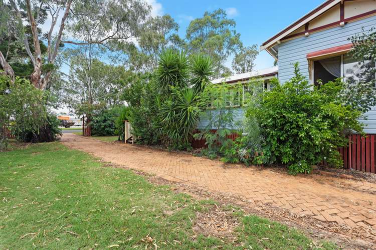 4A Toowoomba Road, Oakey QLD 4401