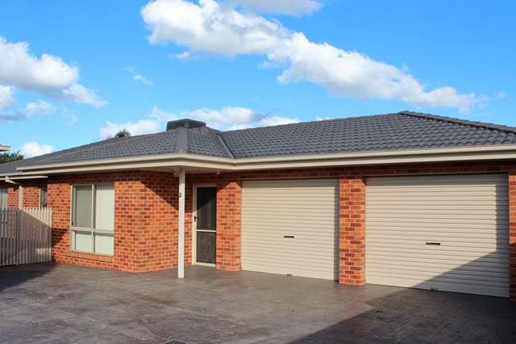 Main view of Homely townhouse listing, 2/385 Nowland Avenue, Lavington NSW 2641