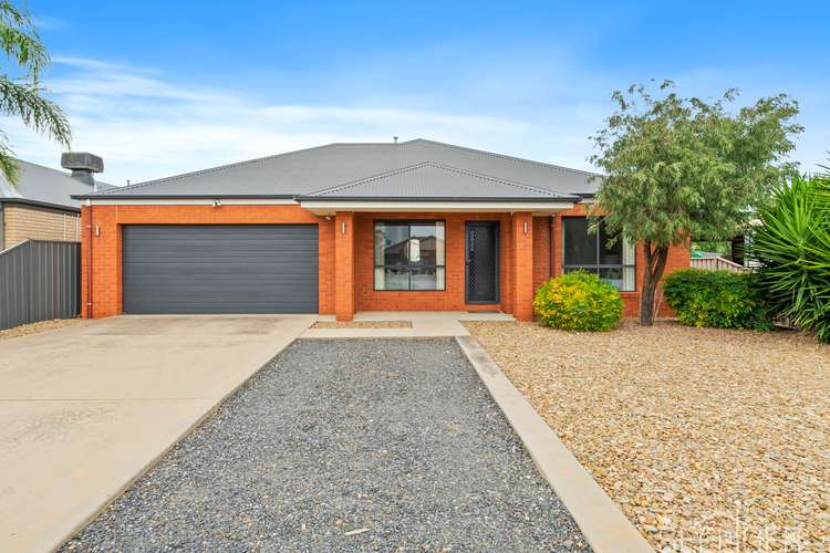 2D McCarthy Close, Yarrawonga VIC 3730