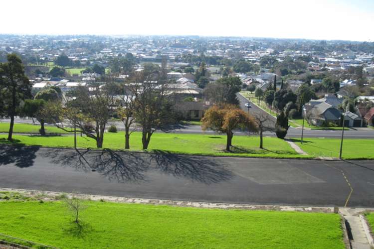 Second view of Homely apartment listing, 3003/7 Lake Terrace West, Mount Gambier SA 5290