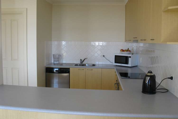 Third view of Homely apartment listing, 3003/7 Lake Terrace West, Mount Gambier SA 5290