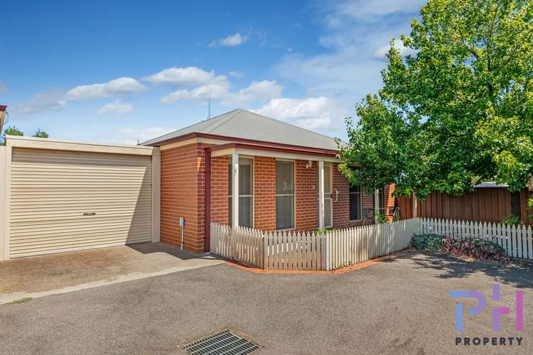 Main view of Homely unit listing, 2/13a Church Street, Eaglehawk VIC 3556