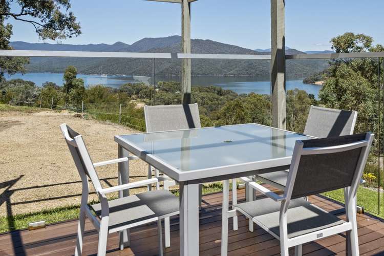 28 Bankers Rise, Mountain Bay VIC 3723