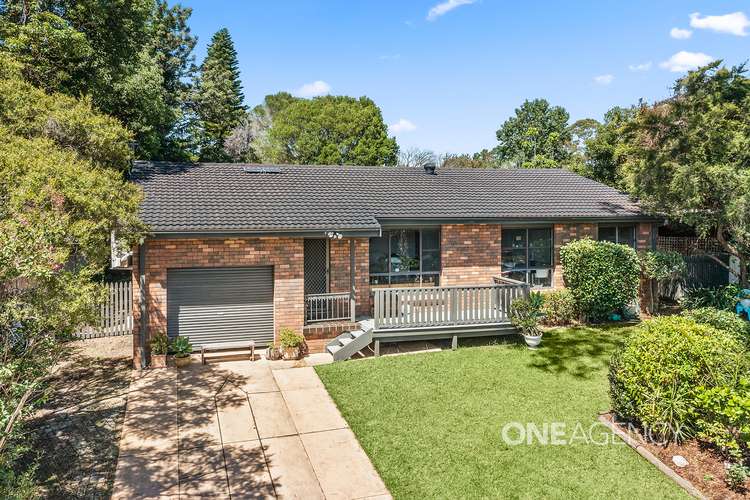 24 Yeovil Drive, Bomaderry NSW 2541