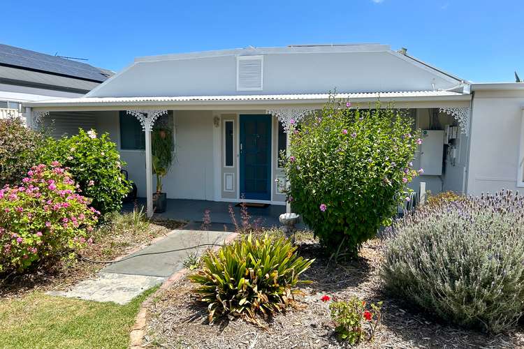 16 Hyde Avenue, Meningie SA 5264