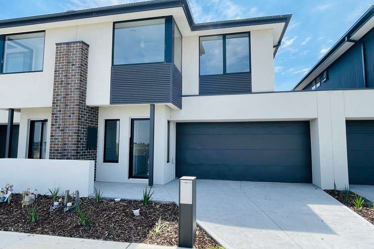 Main view of Homely townhouse listing, 18 Quill Circuit, Kalkallo VIC 3064