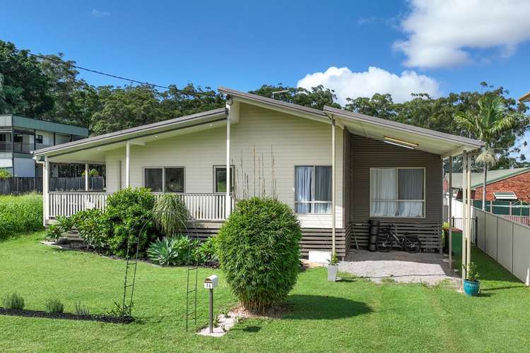 Main view of Homely house listing, 16 Panorama Avenue, Russell Island QLD 4184