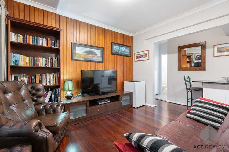 Main view of Homely unit listing, 1/718 Canning Highway, Applecross WA 6153