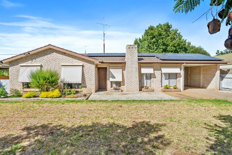 64 Wells Street, Finley NSW 2713