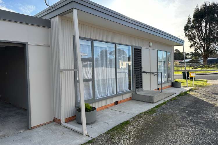 Main view of Homely unit listing, 1/18 West Jenner Street, Wynyard TAS 7325
