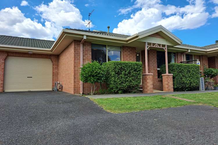Main view of Homely townhouse listing, 3/7 O'Brien Court, West Albury NSW 2640