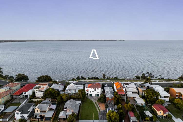 20 Eagle Terrace, Shorncliffe QLD 4017