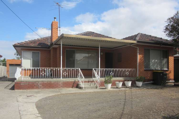 Main view of Homely house listing, 15 Kingsway Drive, Lalor VIC 3075
