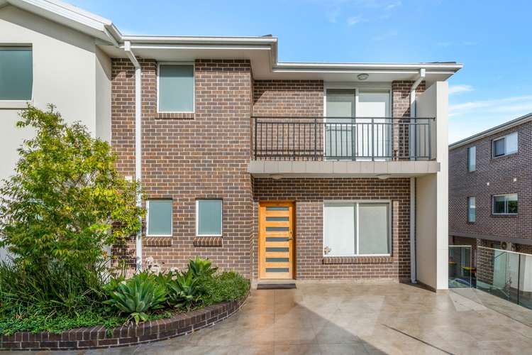 Main view of Homely townhouse listing, 36/10 Old Glenfield Road, Casula NSW 2170