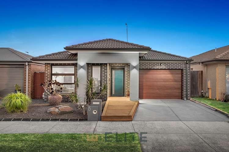 Main view of Homely house listing, 15 Wilkiea Crescent, Cranbourne North VIC 3977