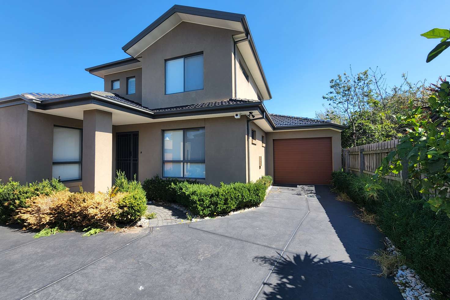 Main view of Homely townhouse listing, 2/237 Clayton Rd, Clayton VIC 3168