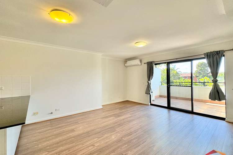 Main view of Homely apartment listing, 12/3-11 Hawkesbury Avenue, Dee Why NSW 2099