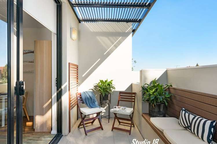 Main view of Homely studio listing, 17/14 Botany Street, Bondi Junction NSW 2022