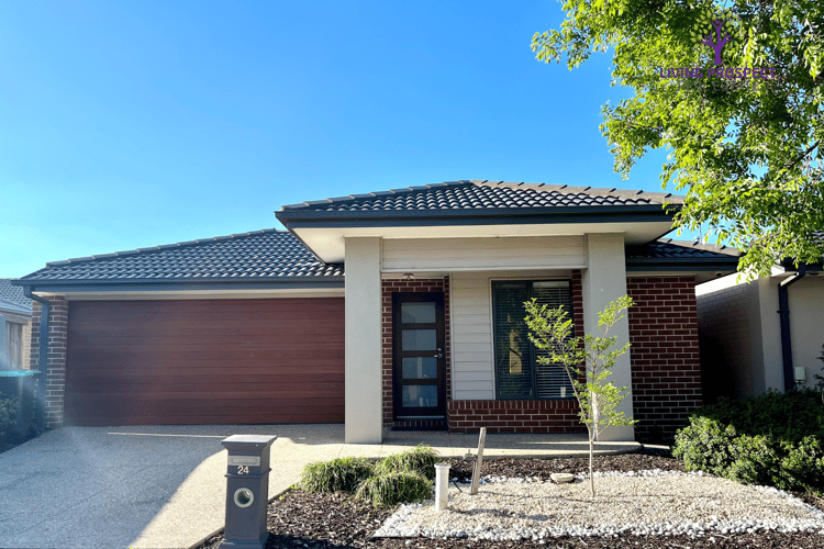 24 Jolimont Road, Point Cook VIC 3030