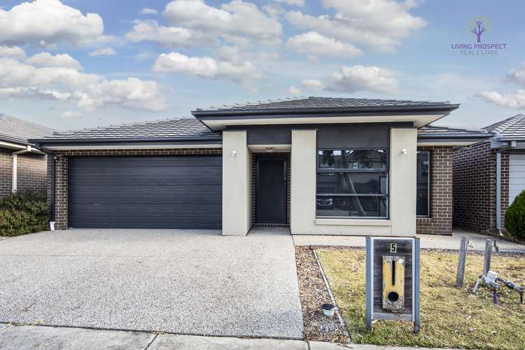 Main view of Homely house listing, 5 Weemala Grove, Werribee VIC 3030