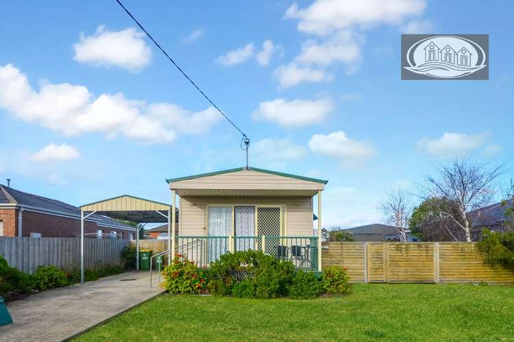 Main view of Homely unit listing, 17 Bellara Court, Portland VIC 3305