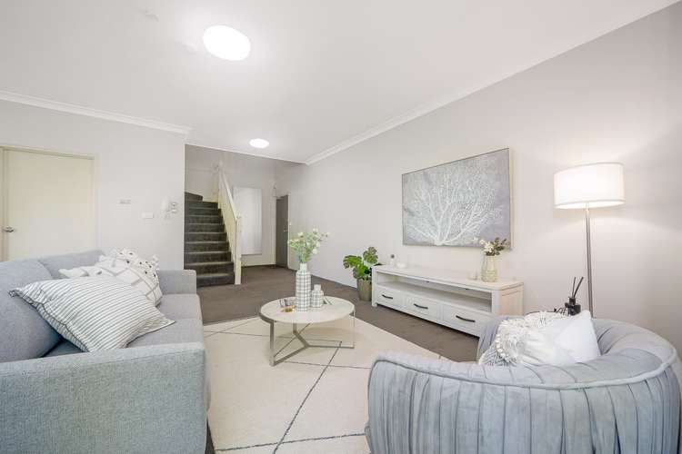 Third view of Homely apartment listing, 33/108 High Street, Mascot NSW 2020